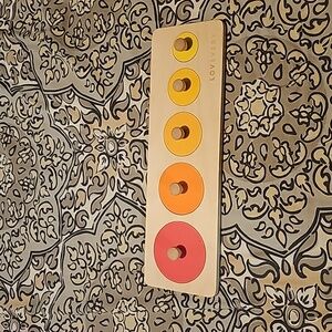 LOVEVERY Circle of Friends Puzzle from The Babbler Play Kit (13-14-15 months)